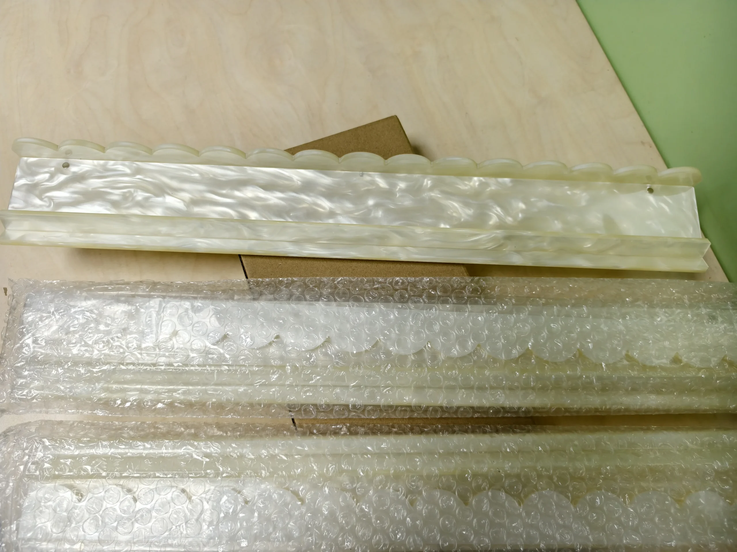 20-Inch Seashell Acrylic Wave Tile Push Racks & Magnetic Pusher for American Style Mahjong Table Games Casual Entertainment - Image 6